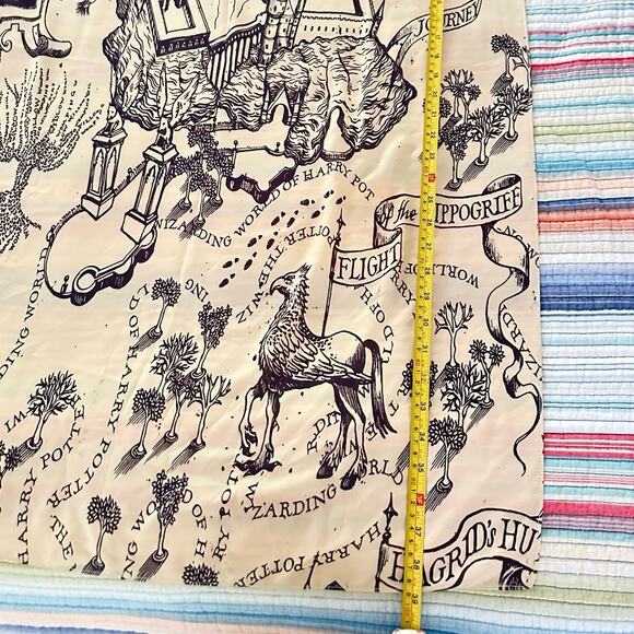 Wizarding World of Harry Potter Map Tapestry Scarf Hogwarts Castle 60X40” Magic - Picture 5 of 11